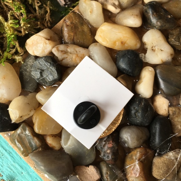 3/$15 Jupiter Planet Pin - Picture 3 of 3